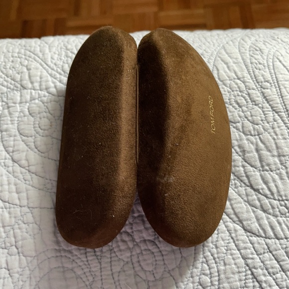 Tom Ford Eyeglasses Sunglasses Case Dark Brown Velvet Embossed Logo Clamshell - Picture 5 of 5